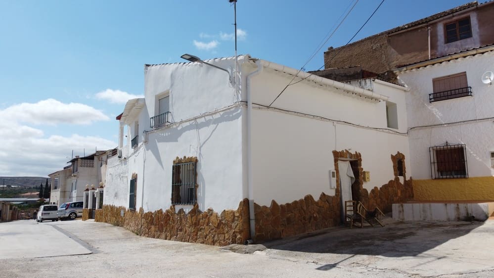 4 soveværelse Byhus til salg i Zujar - € 36.000 (Ref: 9193366)