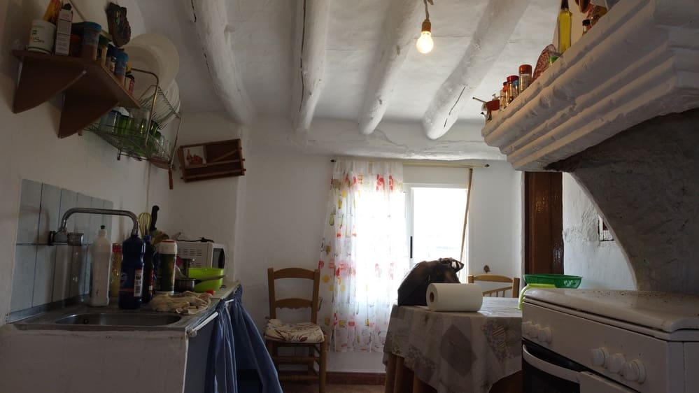 4 soveværelse Byhus til salg i Zujar - € 36.000 (Ref: 9193366)