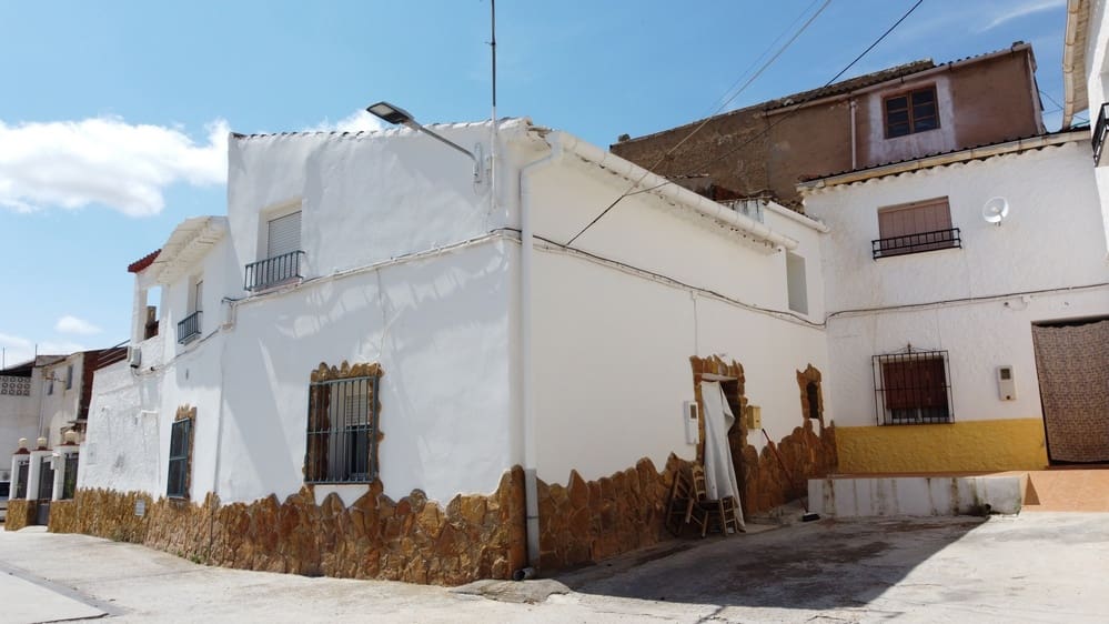 4 soveværelse Byhus til salg i Zujar - € 36.000 (Ref: 9193366)