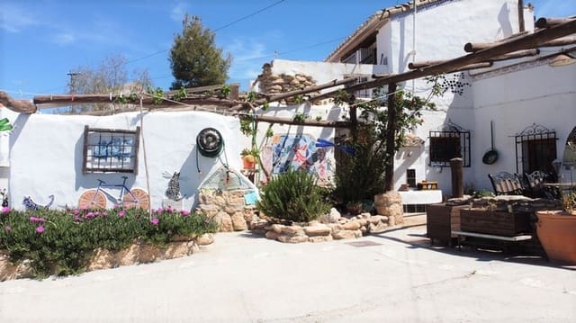 4 quarto Casa de Caverna para venda em El Margen, Cúllar - 100 000 € (Ref: 9208942)