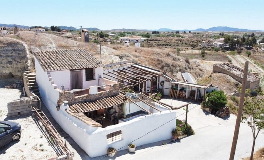 4 soveværelse Hulehus til salg i El Margen - € 100.000 (Ref: 9208942)