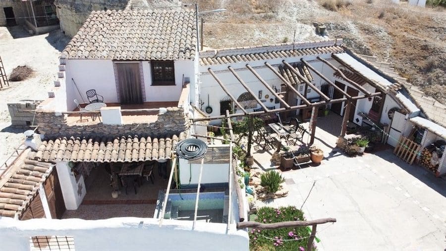 4 soveværelse Hulehus til salg i El Margen - € 100.000 (Ref: 9208942)