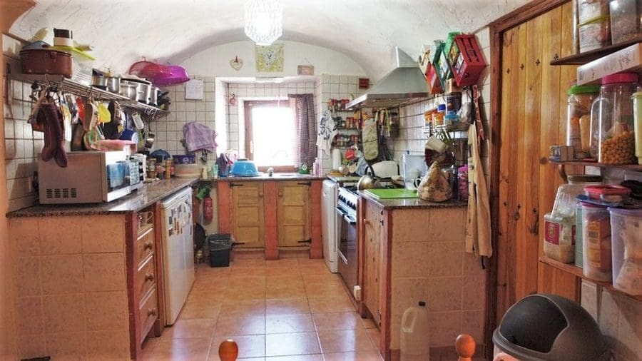 4 soveværelse Hulehus til salg i El Margen - € 100.000 (Ref: 9208942)