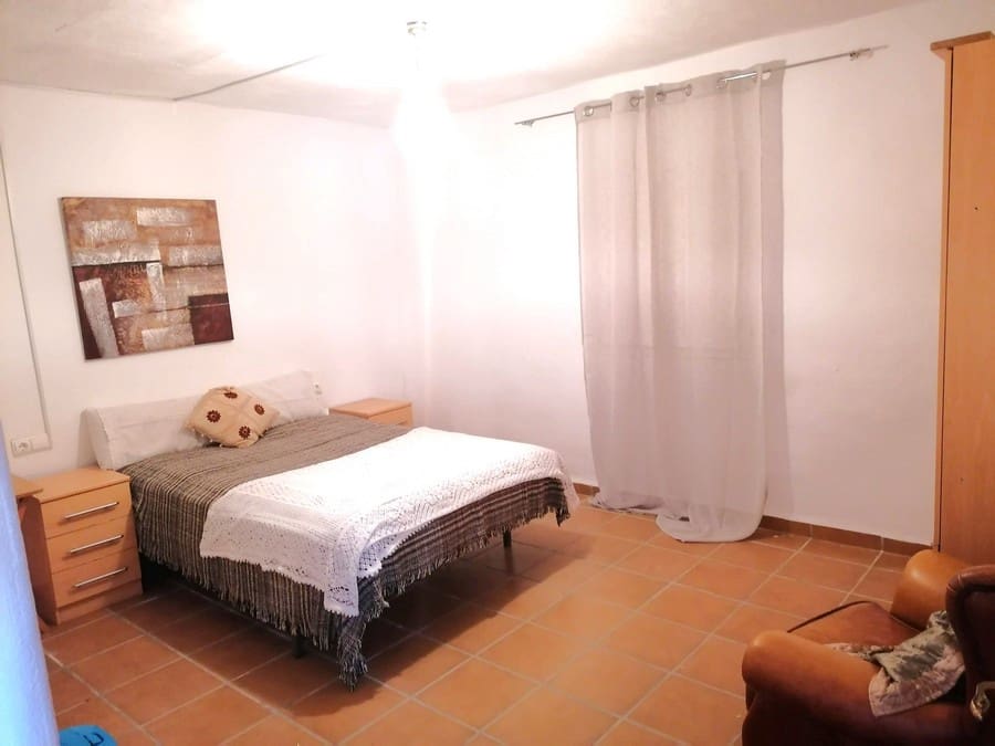 5 soveværelse Byhus til salg i Zujar - € 100.000 (Ref: 9230679)