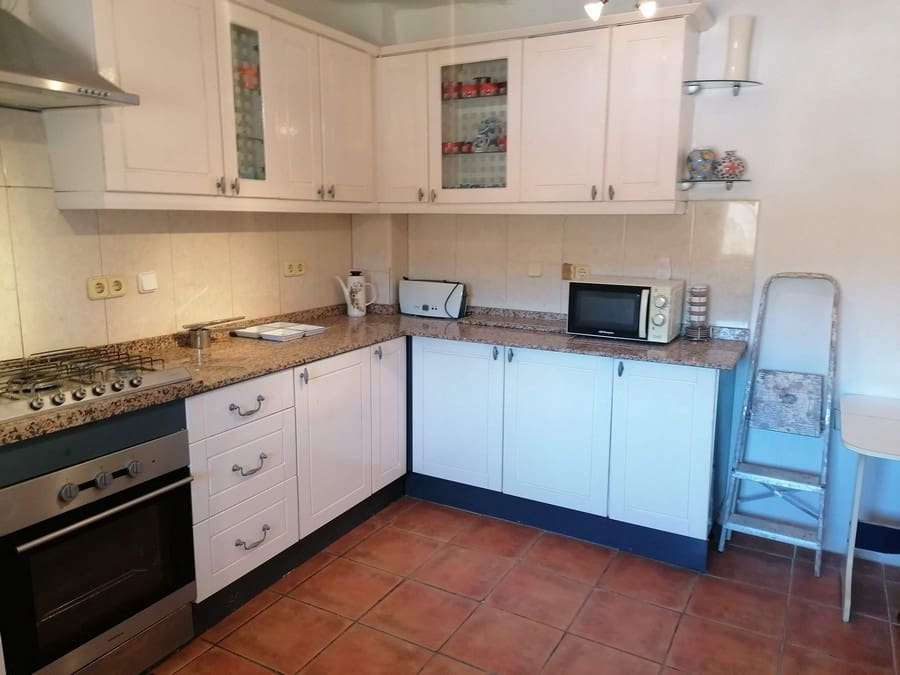 5 soveværelse Byhus til salg i Zujar - € 100.000 (Ref: 9230679)