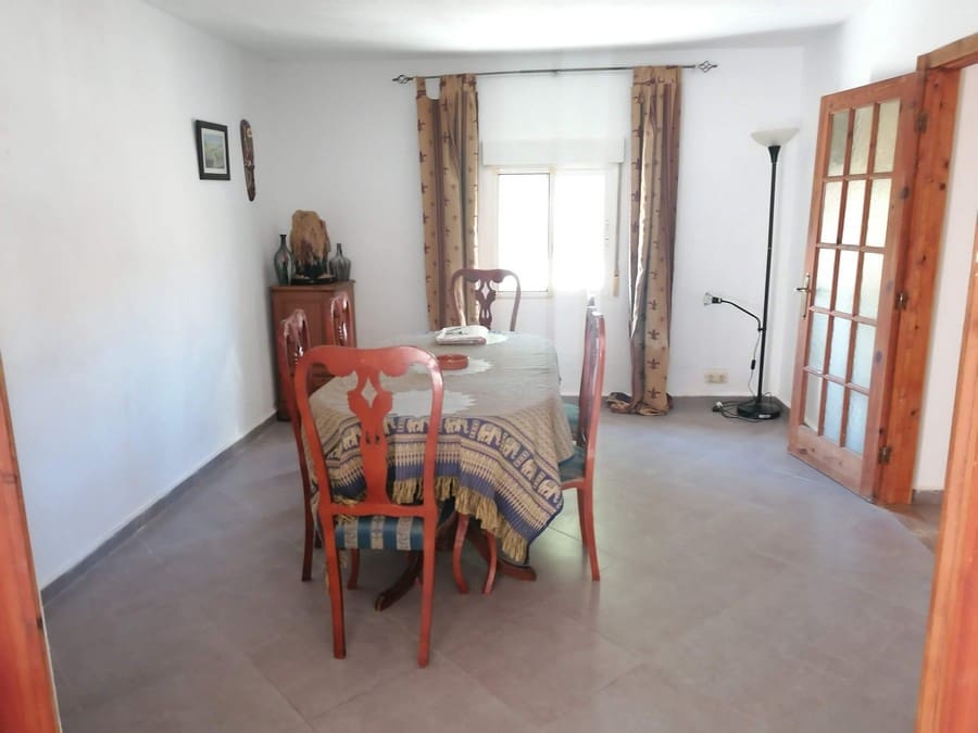 5 soveværelse Byhus til salg i Zujar - € 100.000 (Ref: 9230679)