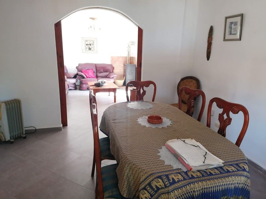 5 soveværelse Byhus til salg i Zujar - € 100.000 (Ref: 9230679)