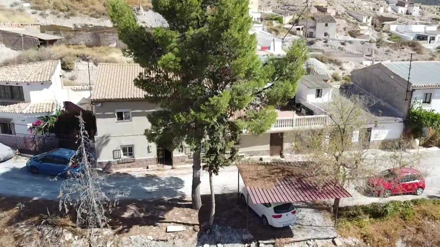 5 soveværelse Byhus til salg i Zujar - € 100.000 (Ref: 9230679)