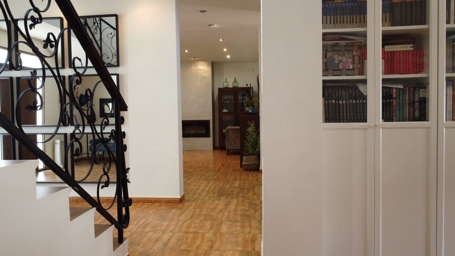 4 soveværelse Finca/Landehus til salg i Zujar med swimmingpool - € 340.000 (Ref: 9230680)