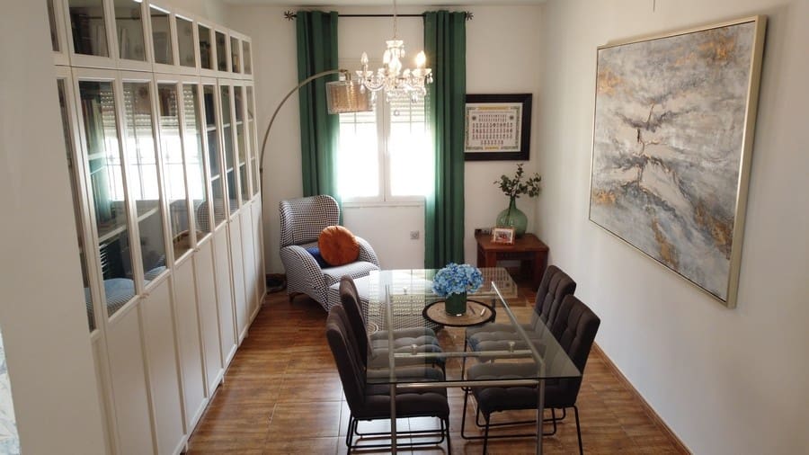 4 soveværelse Finca/Landehus til salg i Zujar med swimmingpool - € 340.000 (Ref: 9230680)