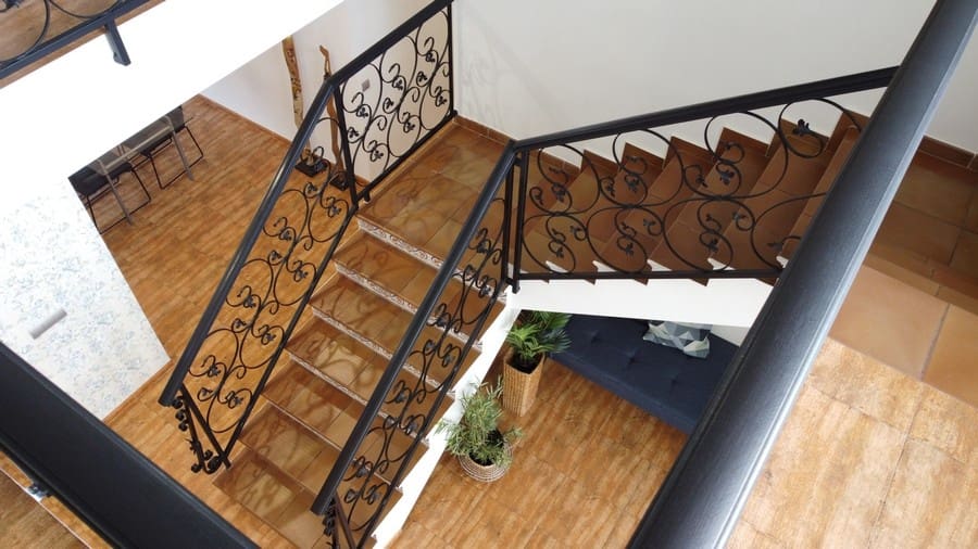 4 soveværelse Finca/Landehus til salg i Zujar med swimmingpool - € 340.000 (Ref: 9230680)