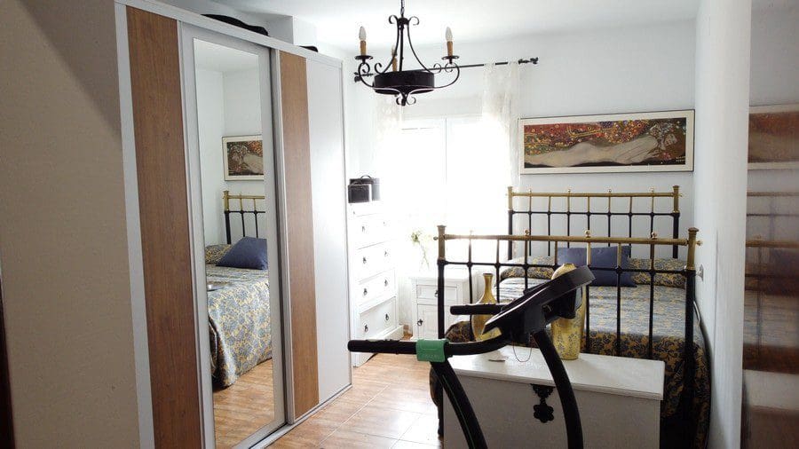 Finca/Casa Rural de 4 habitaciones en Zújar en venta - 299.995 € (Ref: 9230680)