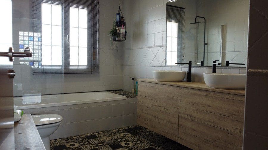 Finca/Casa Rural de 4 habitaciones en Zújar en venta - 299.995 € (Ref: 9230680)