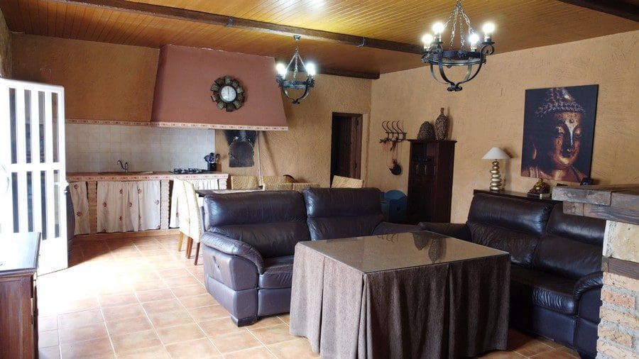 Finca/Casa Rural de 4 habitaciones en Zújar en venta - 299.995 € (Ref: 9230680)