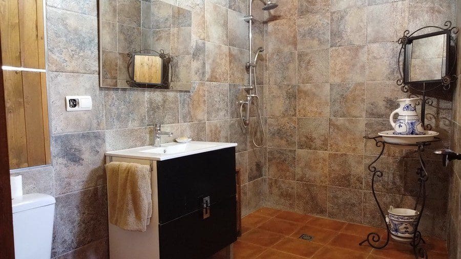 Finca/Casa Rural de 4 habitaciones en Zújar en venta - 299.995 € (Ref: 9230680)