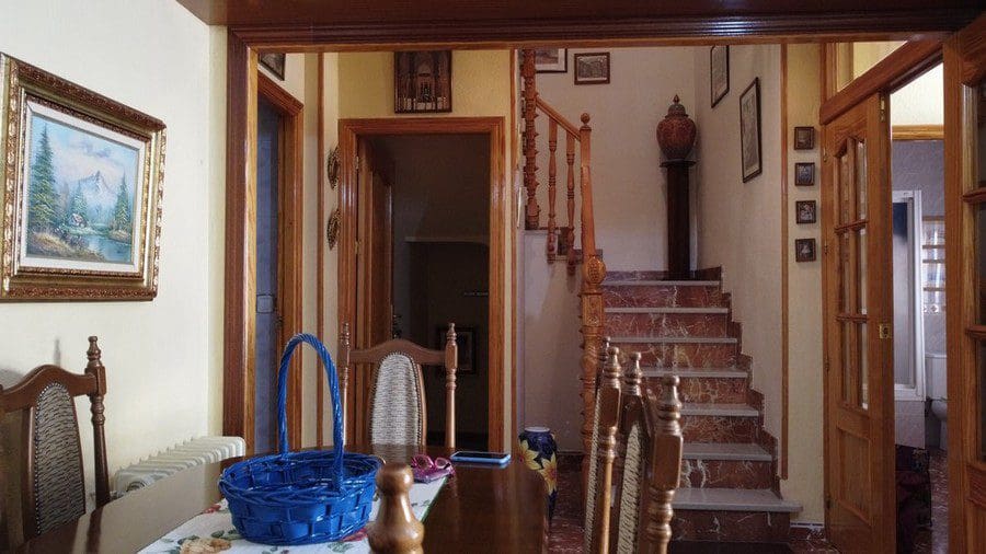 3 bedroom Townhouse for sale in Baza - € 175,000 (Ref: 9230682)