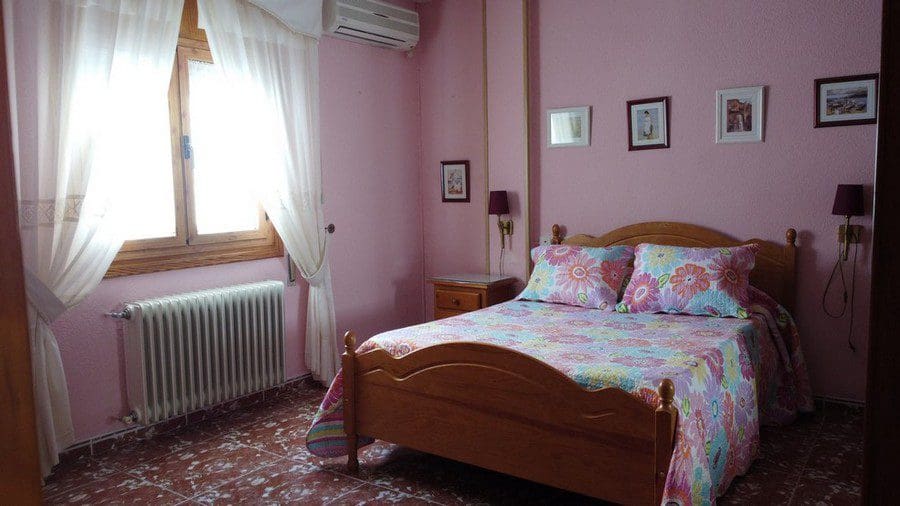 3 bedroom Townhouse for sale in Baza - € 175,000 (Ref: 9230682)