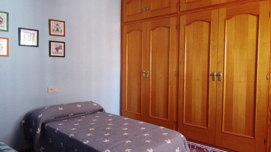 3 bedroom Townhouse for sale in Baza - € 175,000 (Ref: 9230682)