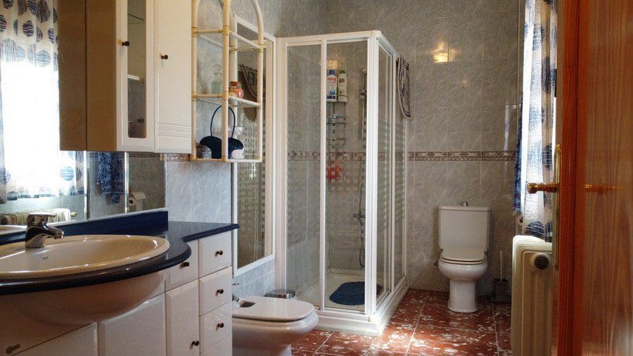 3 bedroom Townhouse for sale in Baza - € 175,000 (Ref: 9230682)