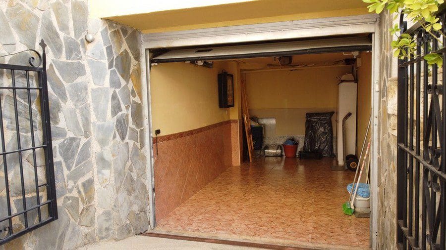 3 bedroom Townhouse for sale in Baza - € 175,000 (Ref: 9230682)