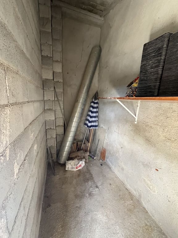 3 soveværelse Finca/Landehus til salg i Caniles - € 48.000 (Ref: 9230685)