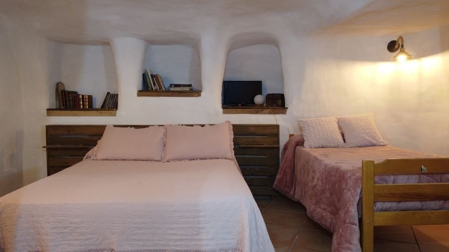 3 soveværelse Hulehus til salg i Baza - € 88.000 (Ref: 9230686)