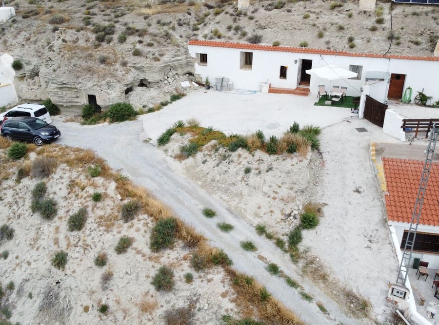 3 soveværelse Hulehus til salg i Baza - € 88.000 (Ref: 9230686)