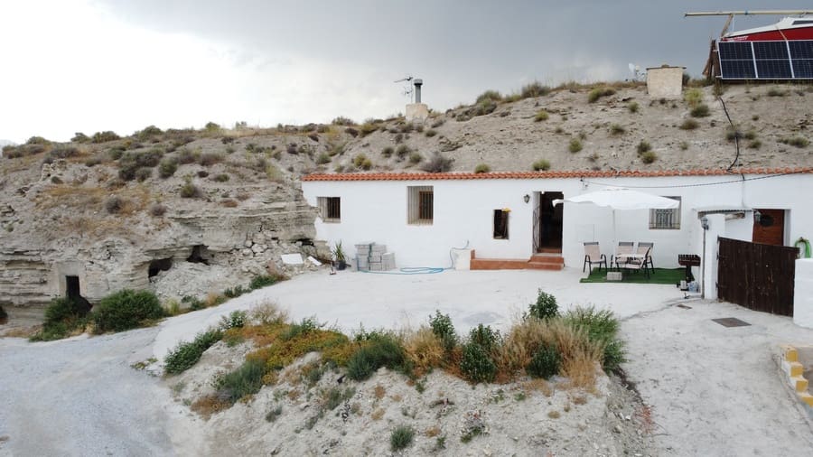 3 soveværelse Hulehus til salg i Baza - € 88.000 (Ref: 9230686)