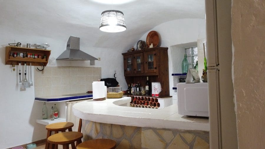 3 chambre Maison Troglodyte à vendre à Baza - 78 000 € (Ref: 9230686)