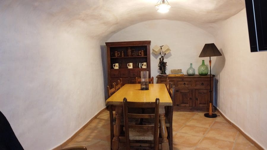 3 chambre Maison Troglodyte à vendre à Baza - 78 000 € (Ref: 9230686)