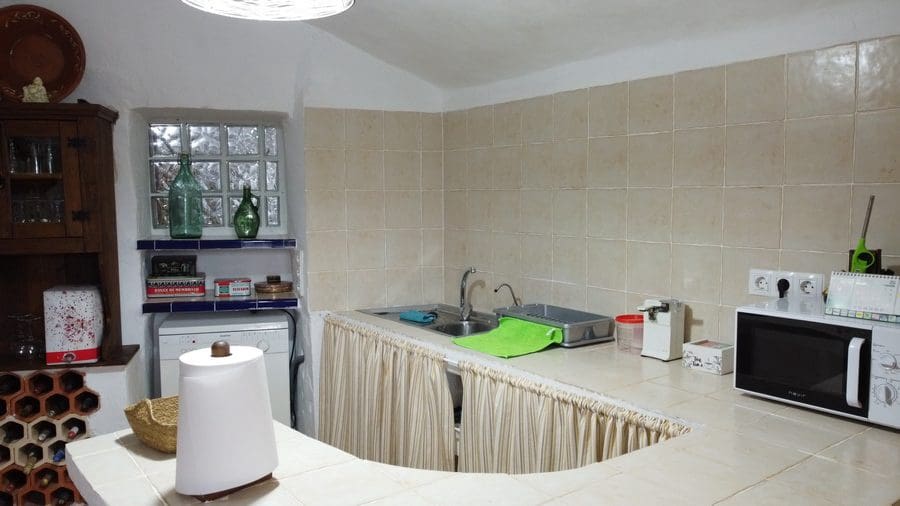 3 chambre Maison Troglodyte à vendre à Baza - 78 000 € (Ref: 9230686)