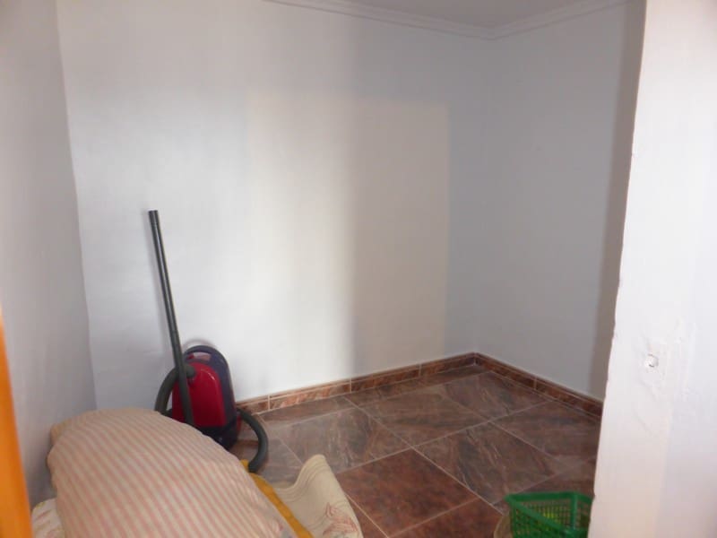 4 soveværelse Byhus til salg i Benamaurel - € 79.000 (Ref: 9234916)