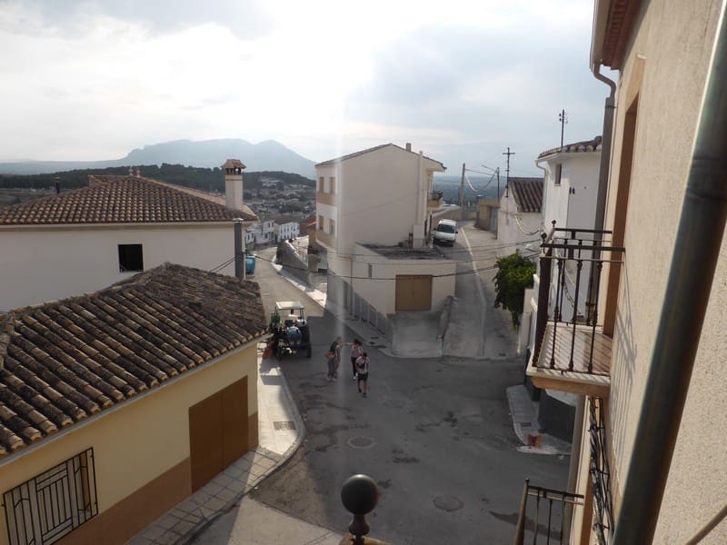 4 soveværelse Byhus til salg i Benamaurel - € 79.000 (Ref: 9234916)