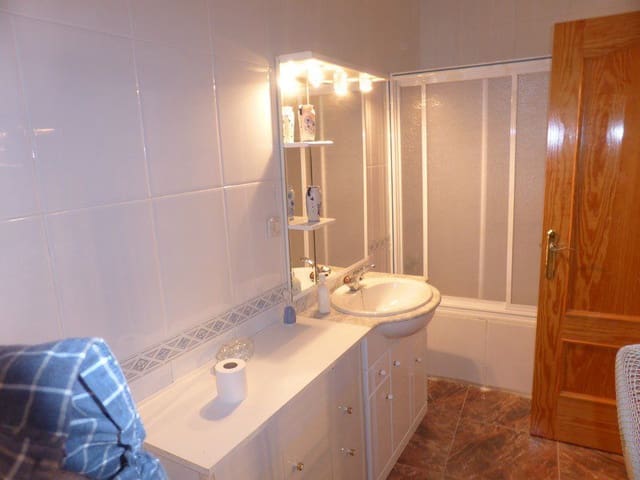 4 soverom Hus til salgs i Benamaurel - € 79 000 (Ref: 9234916)