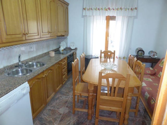 4 soverom Hus til salgs i Benamaurel - € 79 000 (Ref: 9234916)