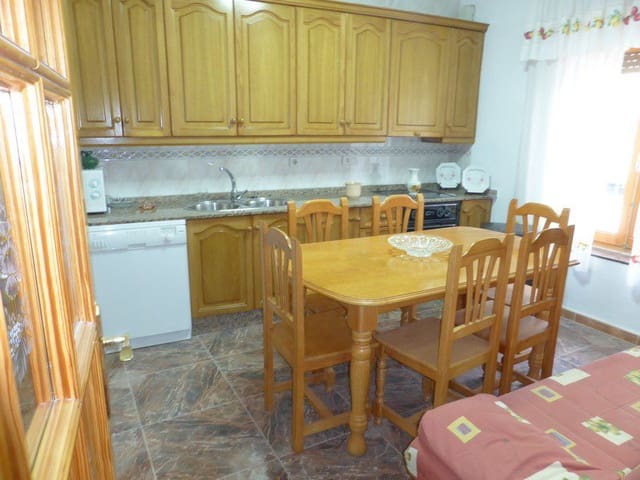 4 soverom Hus til salgs i Benamaurel - € 79 000 (Ref: 9234916)