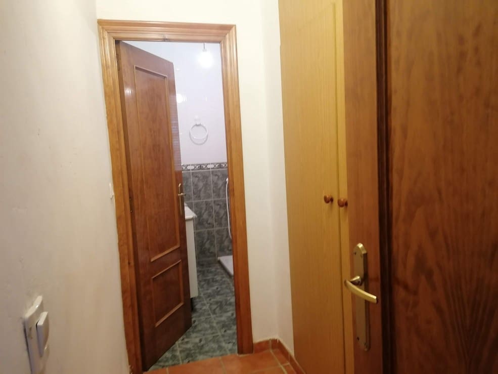 3 slaapkamer Finca/Landhuis te koop in Baza - € 159.000 (Ref: 9235126)