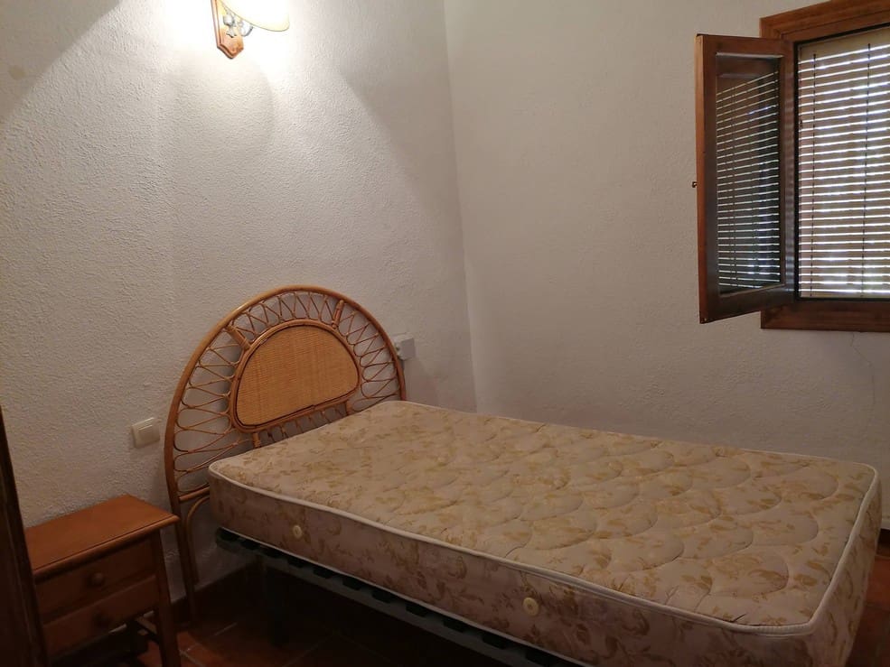 3 slaapkamer Finca/Landhuis te koop in Baza - € 159.000 (Ref: 9235126)