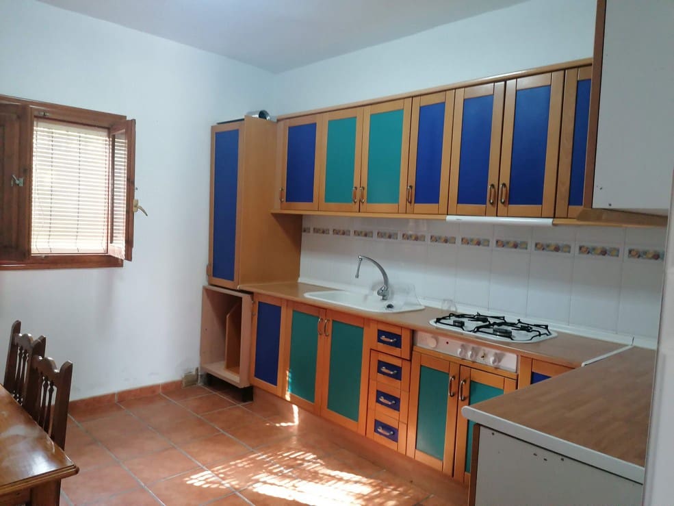 3 slaapkamer Finca/Landhuis te koop in Baza - € 159.000 (Ref: 9235126)