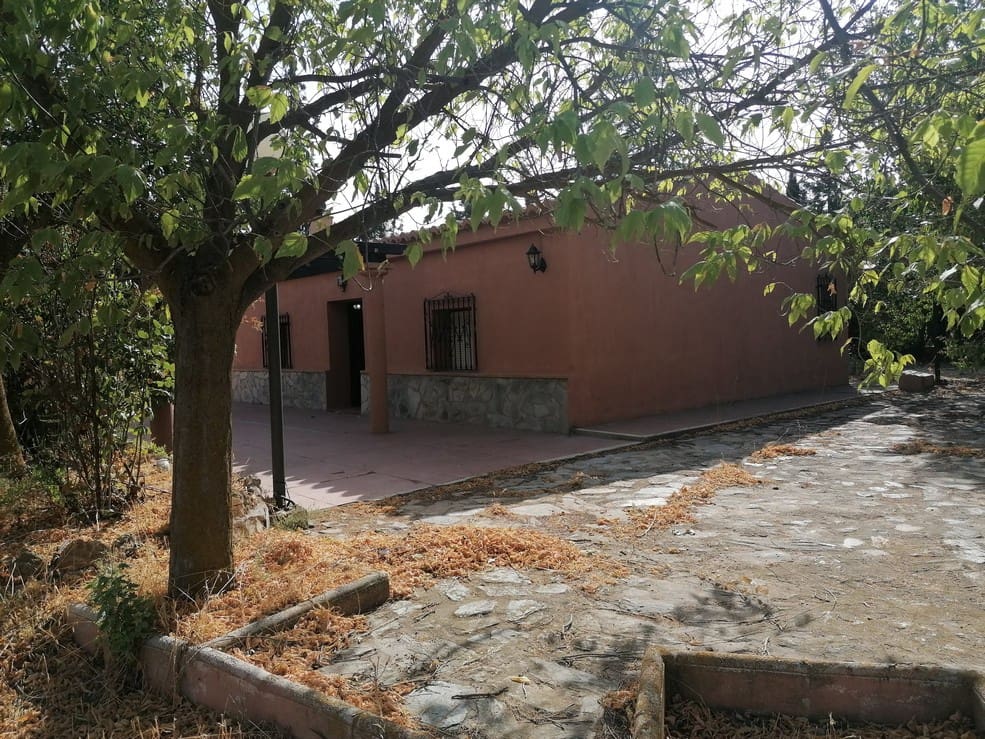 3 slaapkamer Finca/Landhuis te koop in Baza - € 159.000 (Ref: 9235126)