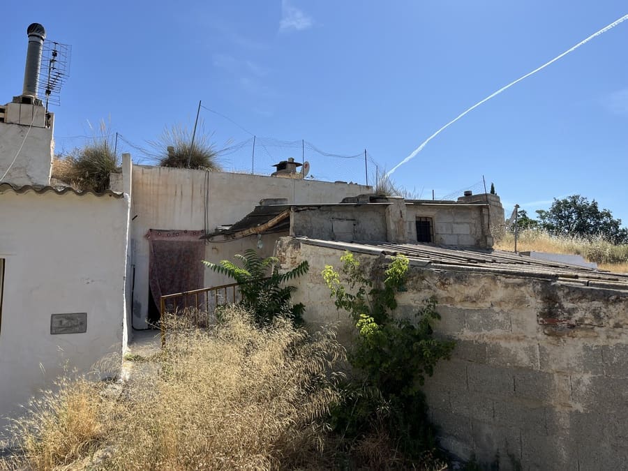 2 soverom Grottehus til salgs i Benamaurel - € 25 000 (Ref: 9241168)