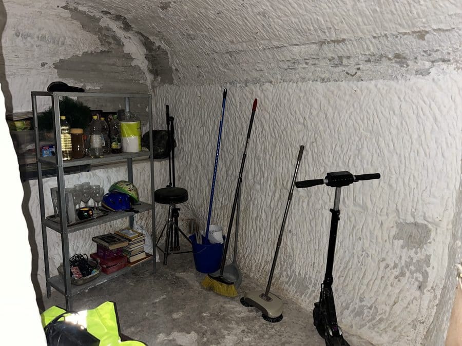 2 soverom Grottehus til salgs i Benamaurel - € 25 000 (Ref: 9241168)