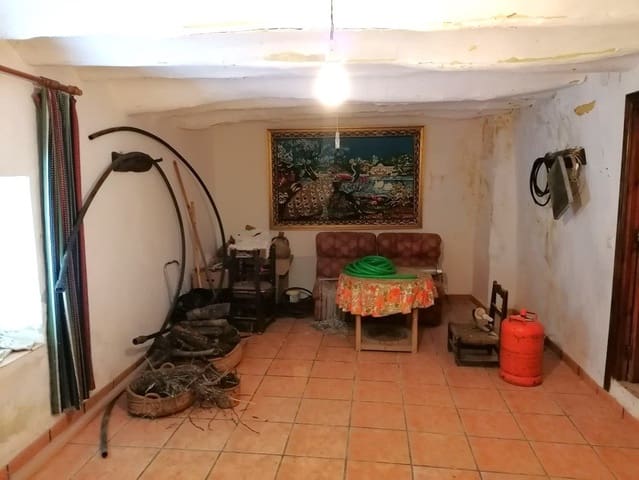 5 chambre Finca/Maison de Campagne à vendre à Jamula, Baza - 59 995 € (Ref: 9251657)