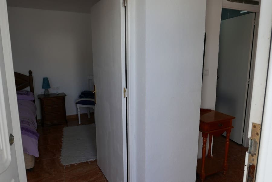 7 soverom Hus til salgs i Baza med svømmebasseng - € 250 000 (Ref: 9267701)