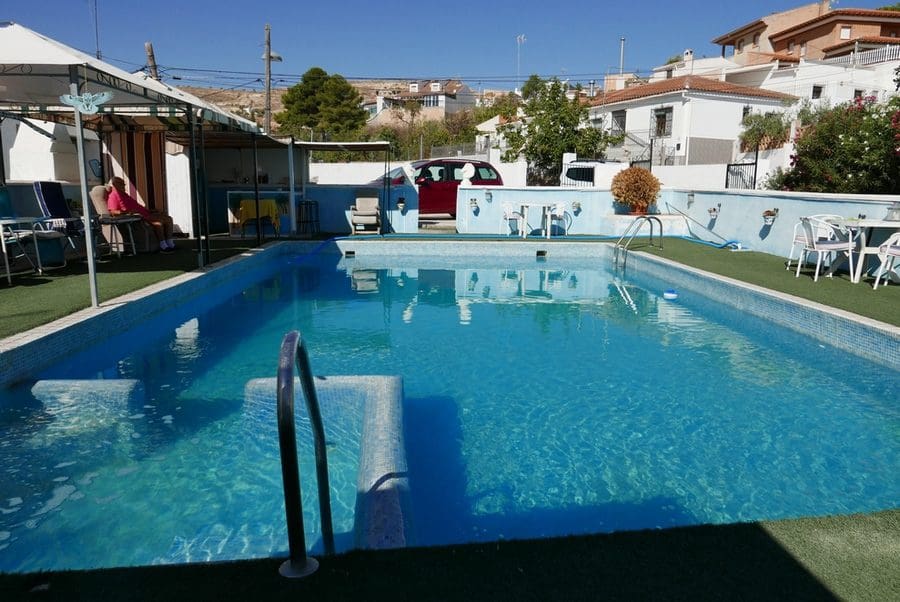 7 bedroom Finca/Country House for sale in Baza with pool - € 250,000 (Ref: 9267701)