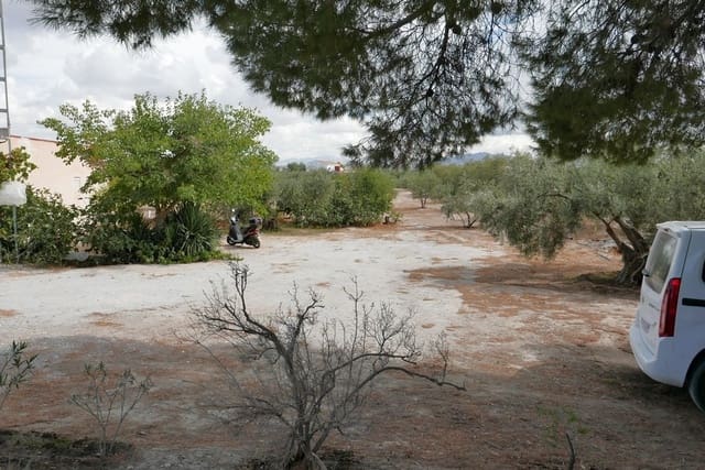 1 sovrum Finca/Hus på landet till salu i Baza - 69 999 € (Ref: 9275185)