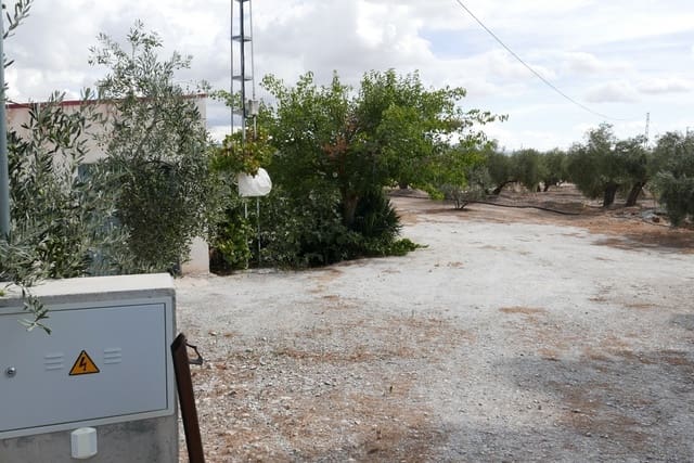 1 sovrum Finca/Hus på landet till salu i Baza - 69 999 € (Ref: 9275185)