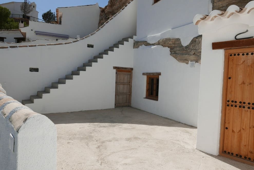 Hulehus til salg i Galera - € 99.000 (Ref: 9275186)