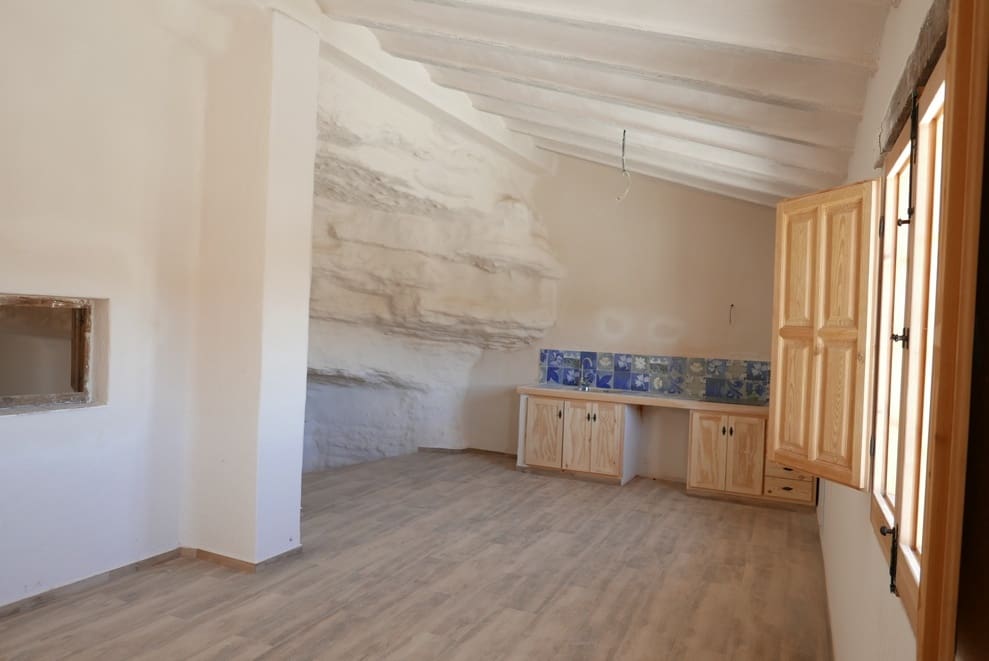 Hulehus til salg i Galera - € 99.000 (Ref: 9275186)