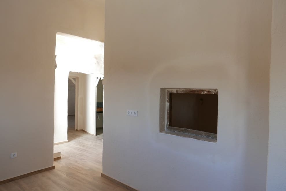 Hulehus til salg i Galera - € 99.000 (Ref: 9275186)